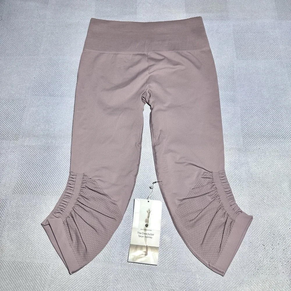 NEW‎ Lululemon Womens 8 Awakening Crop Taryn Toomey Collection Ruched High Rise